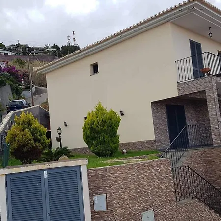 Sea View Andrade 3 Bedroom House Сasa de vacaciones Gaula