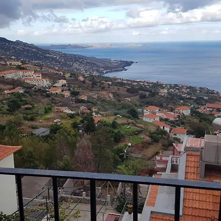 Sea View Andrade 3 Bedroom House