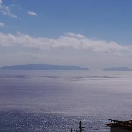 Sea View Andrade 3 Bedroom House Сasa de vacaciones