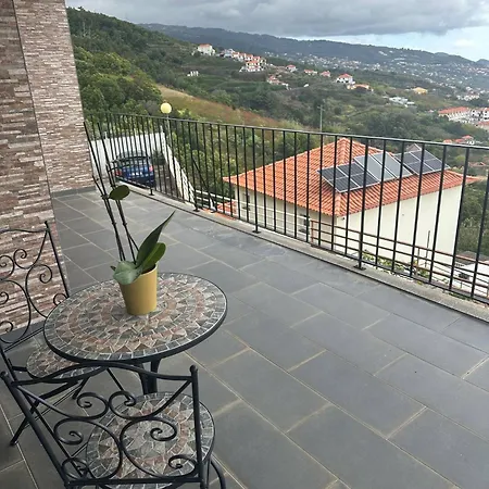 Sea View Andrade 3 Bedroom House